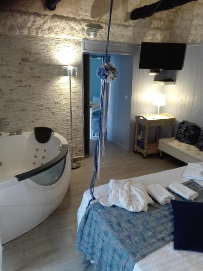 Only For Two Giumbabulla Hotel Ragusa Exterior photo